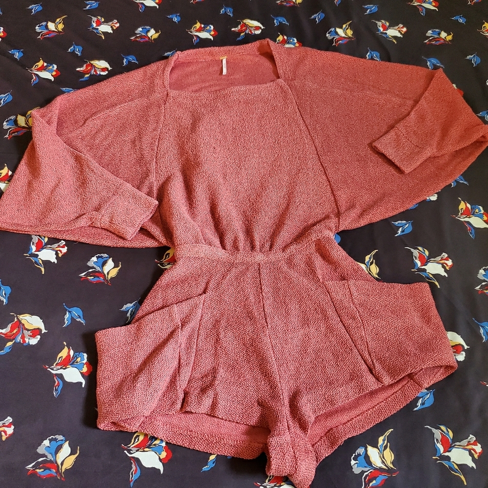 ￼

Poshmark

Free People Tumbledown Romper